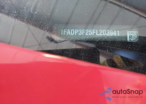 2015 Ford Focus Se z USA, uszkodzony, nr VIN 1FADP3F25FL203941